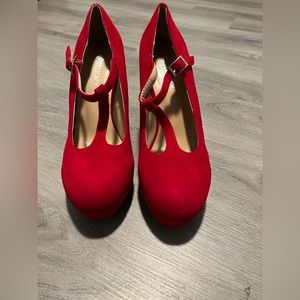 Red wedges